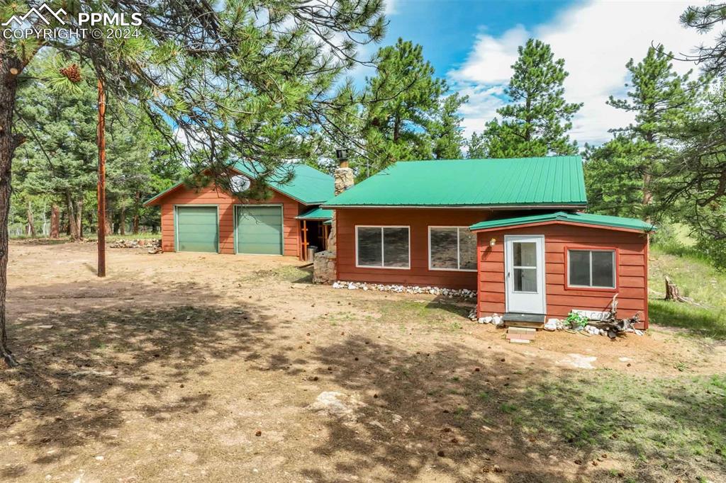 21 harness trail florissant co 80816