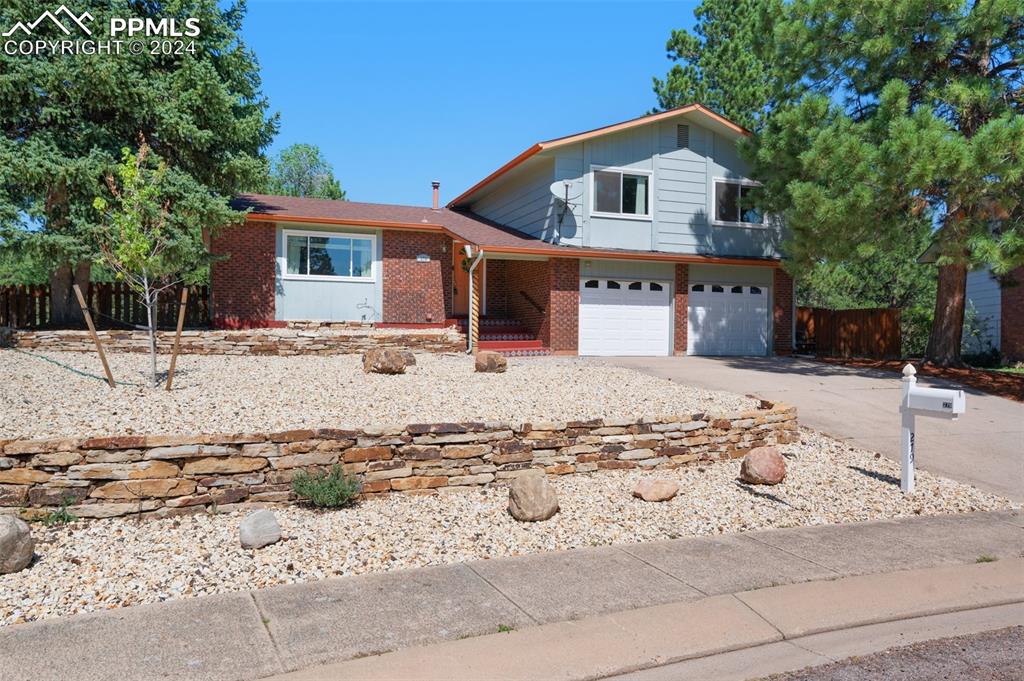 279 dolomite drive colorado springs co 80919