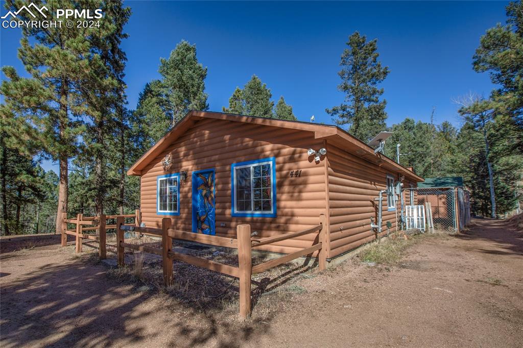 441 paint pony lane florissant co 80816