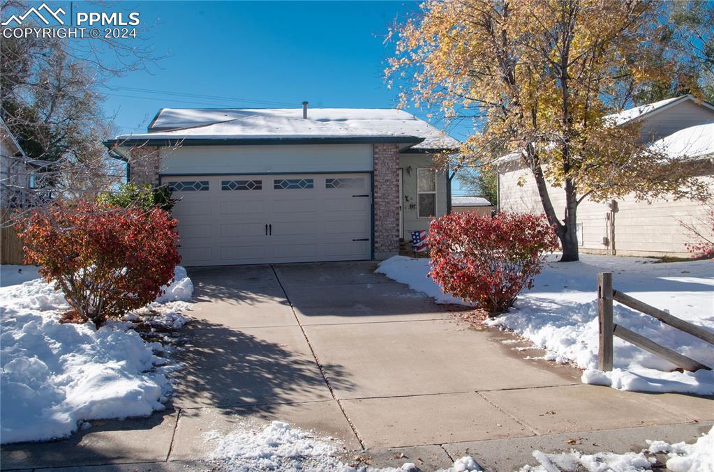 4658 witches hollow lane colorado springs co 80911