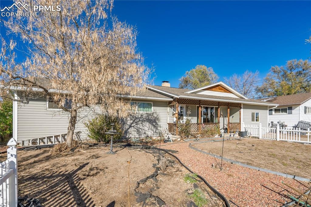 512 violet drive colorado springs co 80911