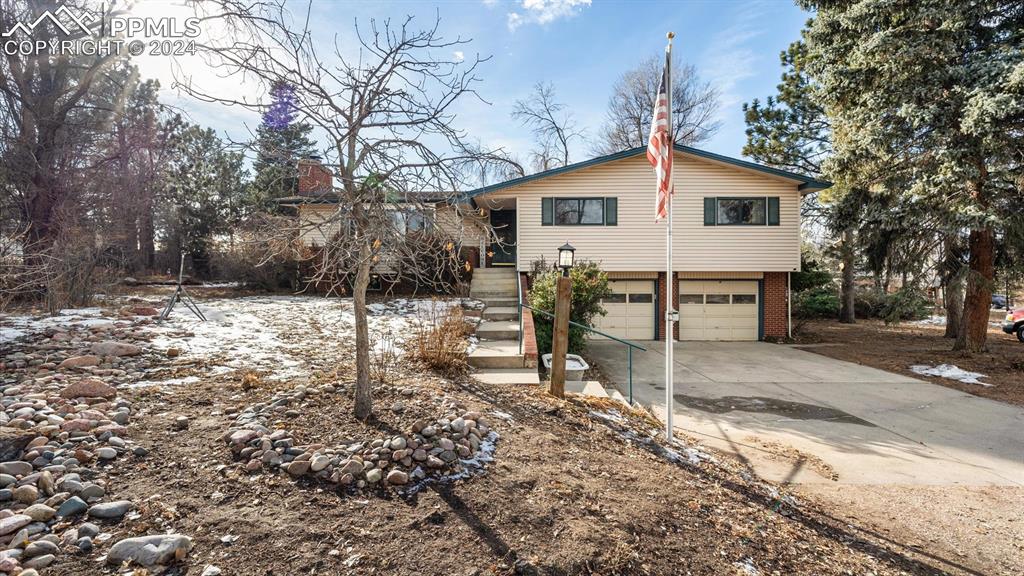 1655 collins road colorado springs co 80920