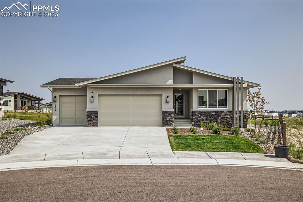 9107 glitter way colorado springs co 80924