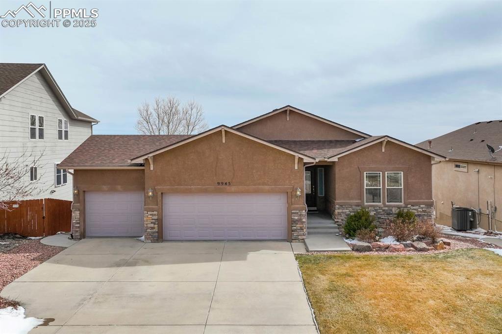 9945 kings canyon drive peyton co 80831