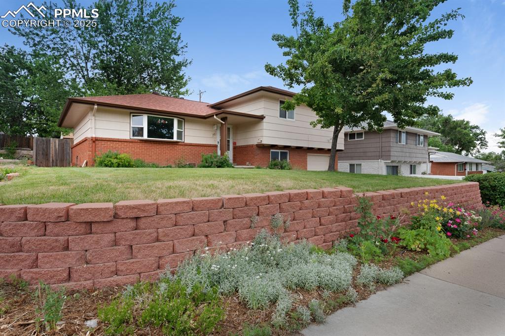 1925 n circle drive colorado springs co 80909