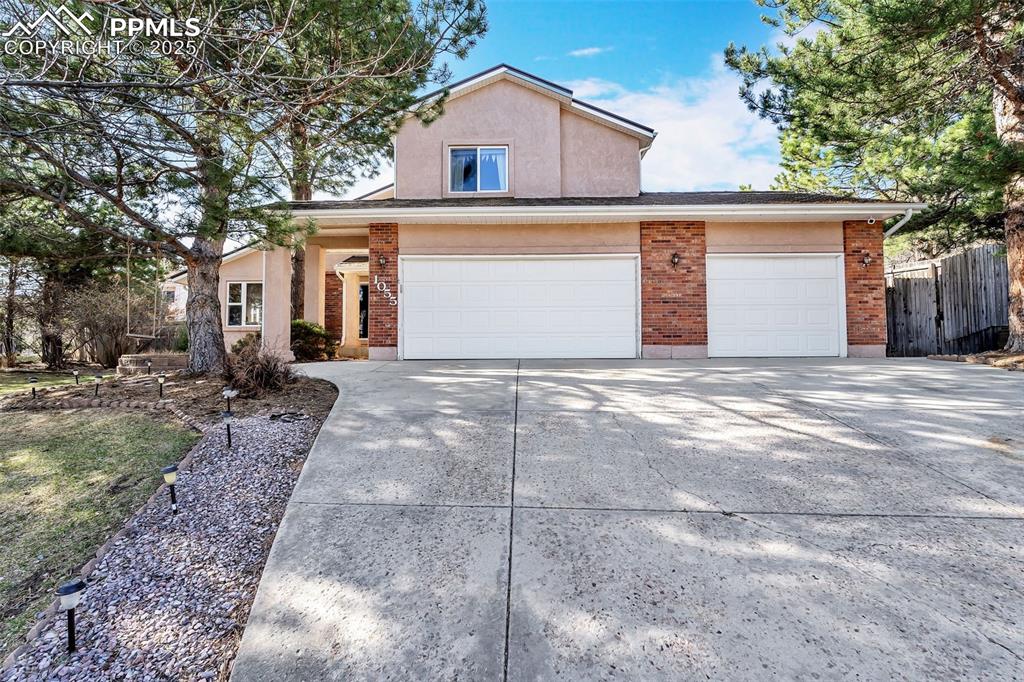 1055 hunters ridge drive colorado springs co 80919
