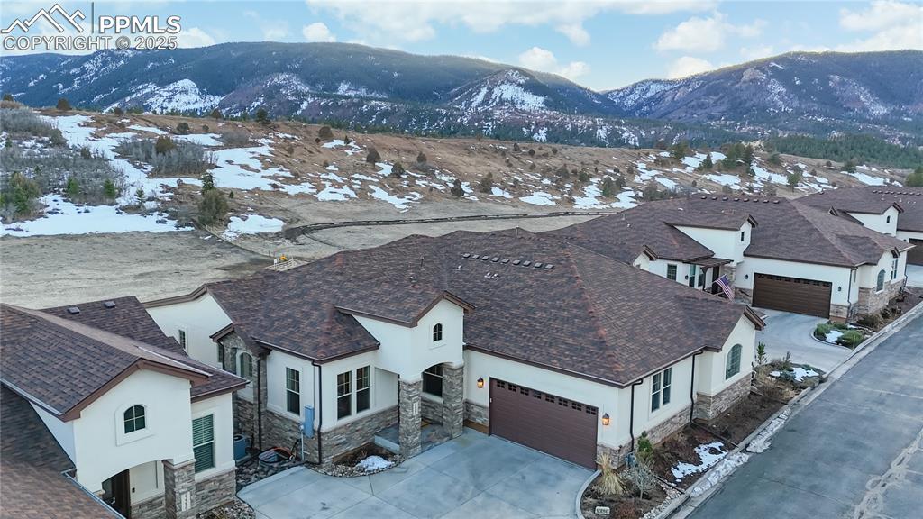 4502 echo cliff lane larkspur co 80118