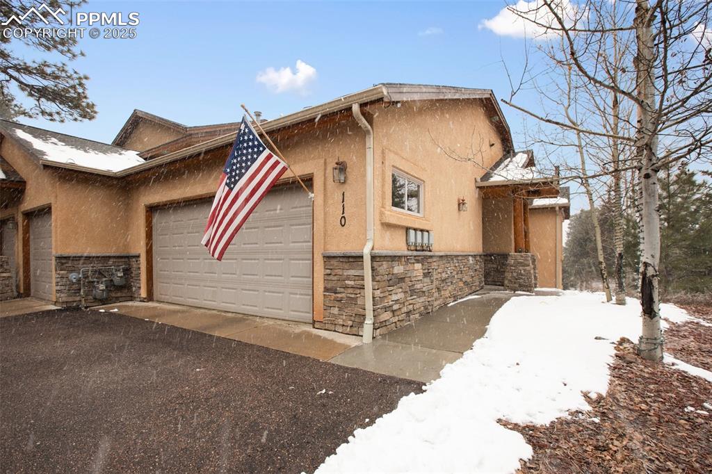 110 elk grove lane woodland park co 80863