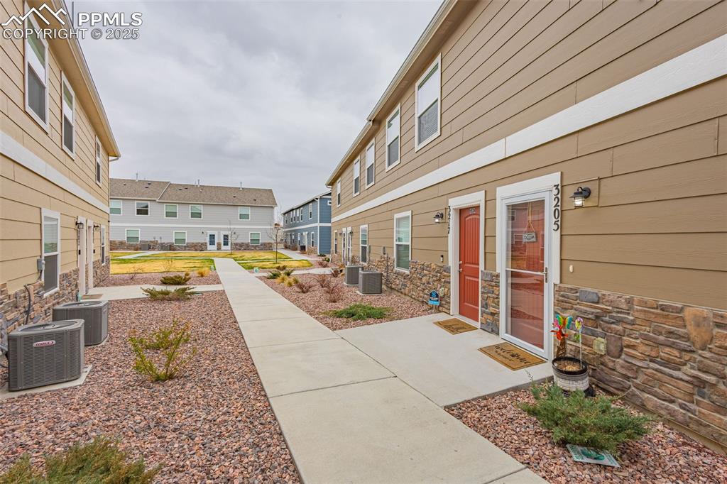3205 thunderchief heights colorado springs co 80916