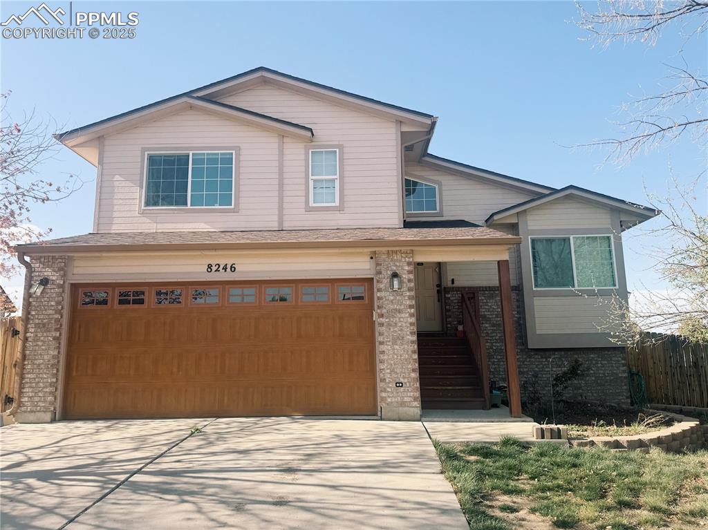 8246 pinegate drive colorado springs co 80925