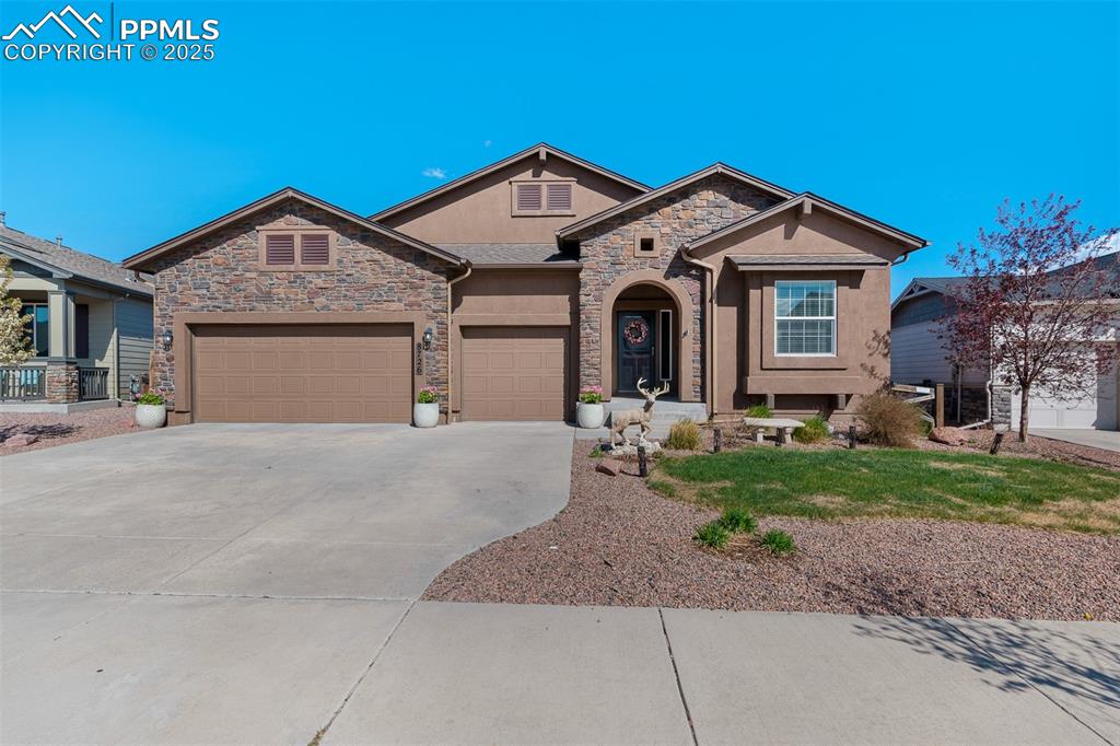 8726 meadow wing circle colorado springs co 80927