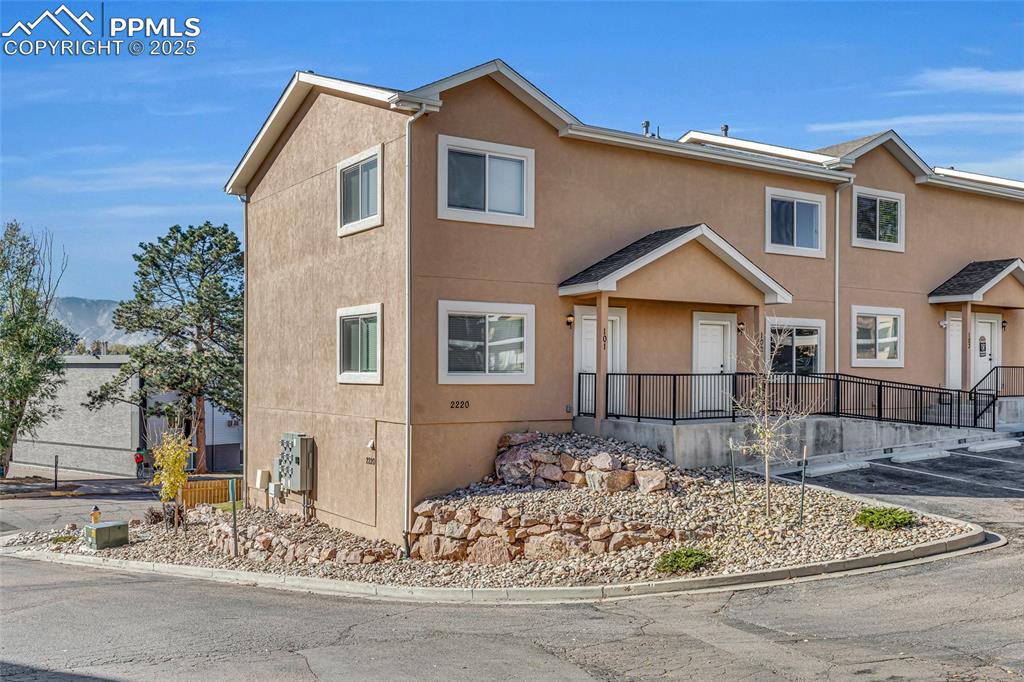 2220 e la salle street colorado springs co 80909