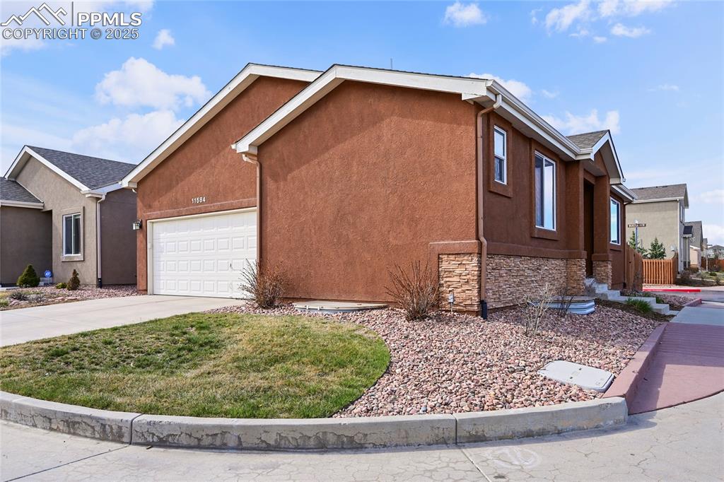 11584 louvre point peyton co 80831