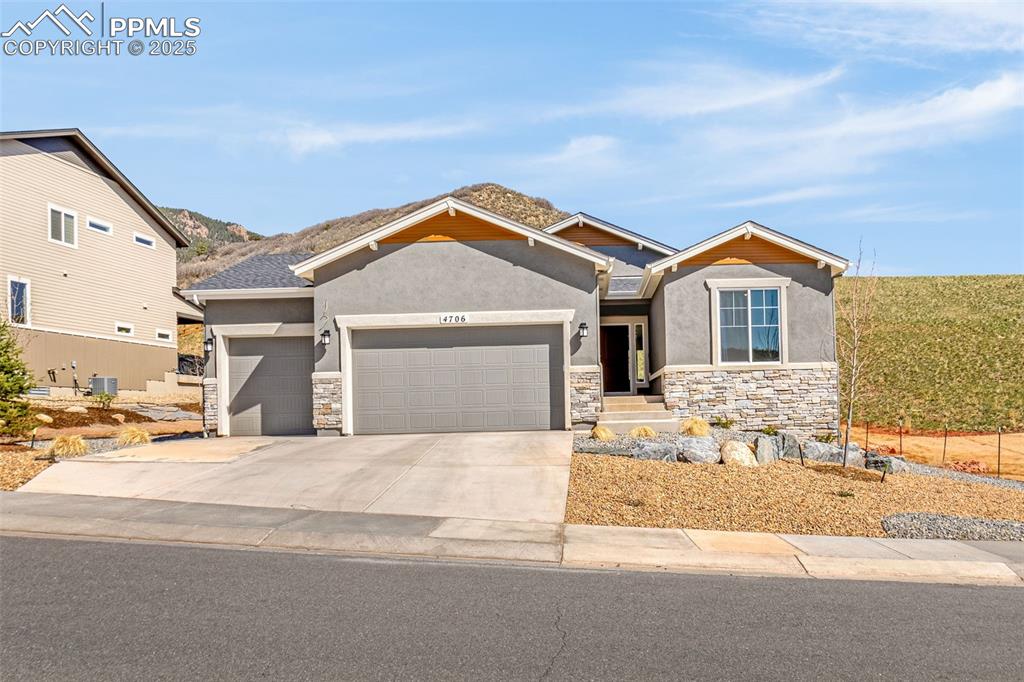 4706 mesa top drive monument co 80132
