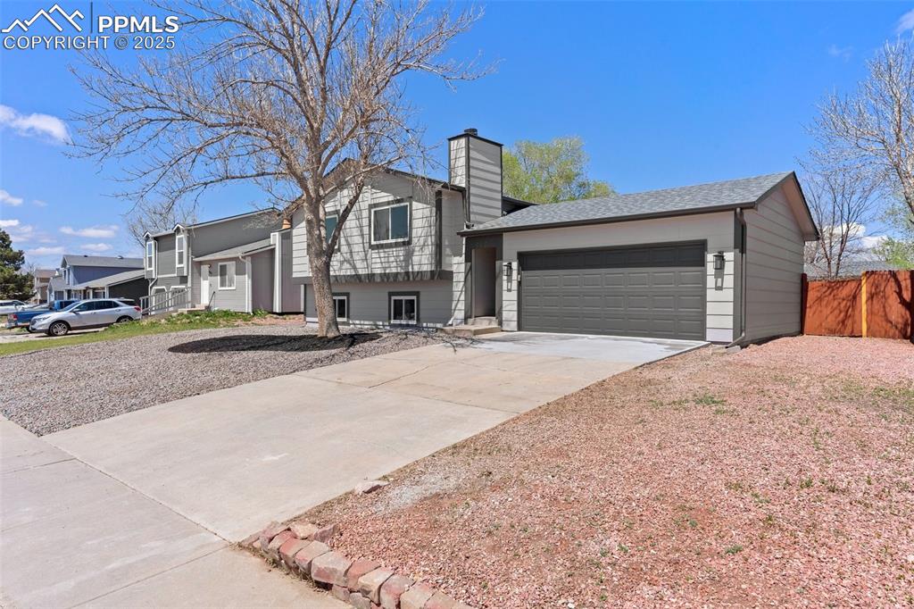 929 bromefield drive fountain co 80817