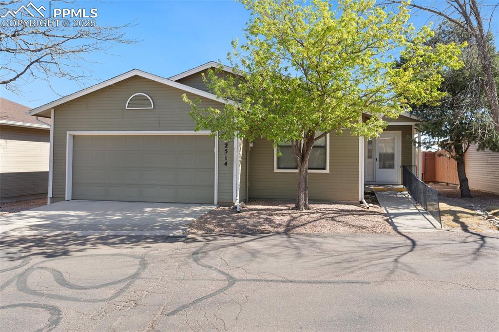 2514 patriot heights colorado springs co 80904