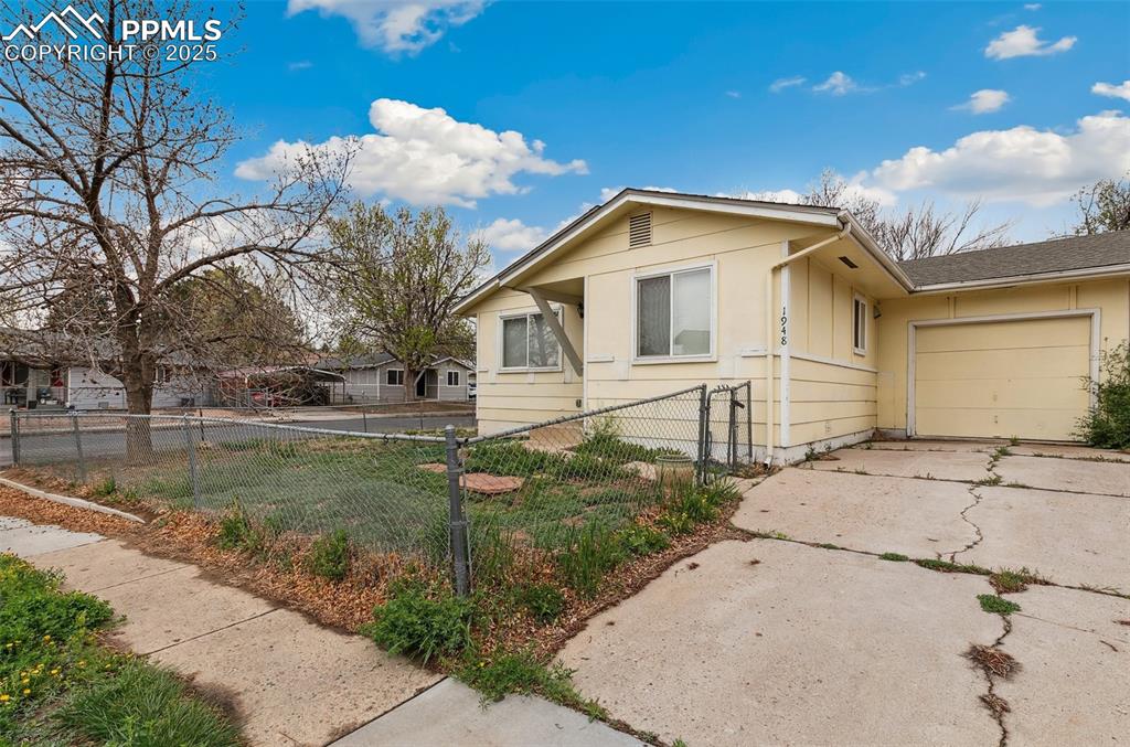 1948 carmel drive colorado springs co 80910