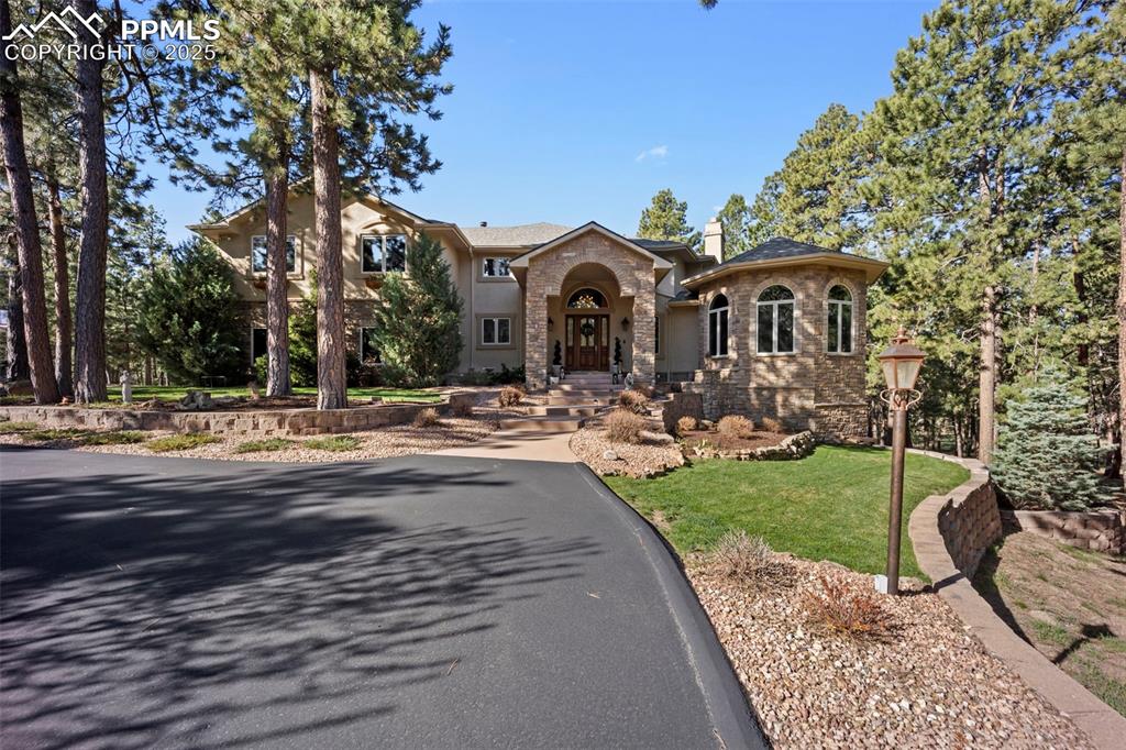 17507 colonial park drive monument co 80132
