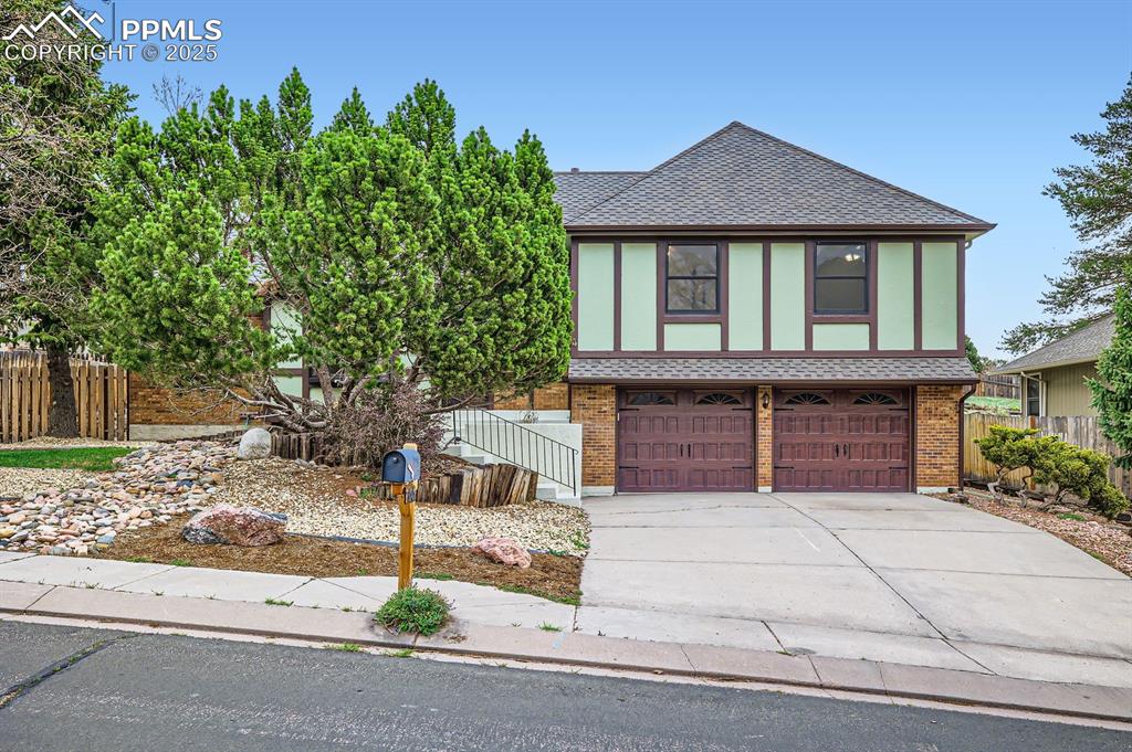6545 grey eagle lane colorado springs co 80919