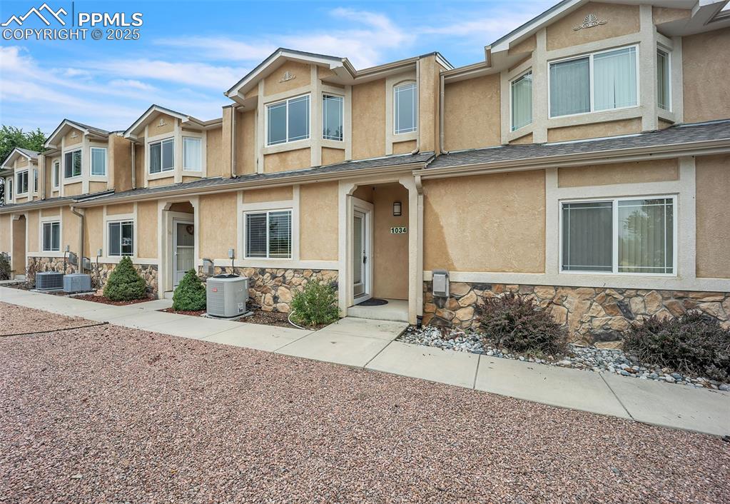 1034 fountain mesa road fountain co 80817