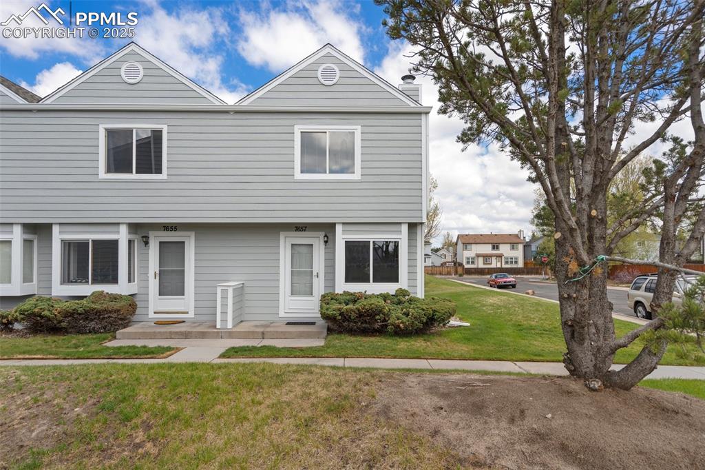7657 lexington manor drive colorado springs co 80920