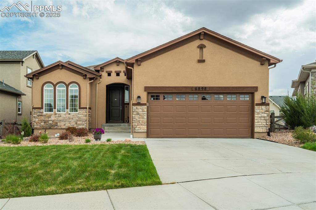 6898 sedgerock lane colorado springs co 80927