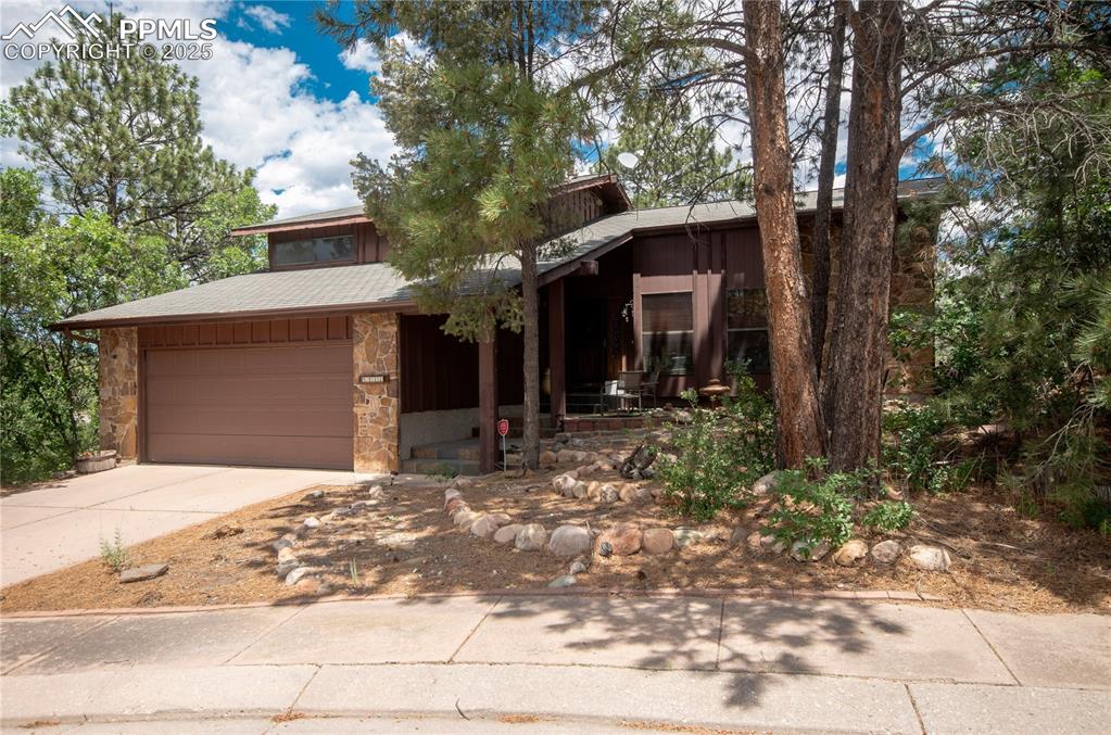 5811 spurwood court colorado springs co 80918