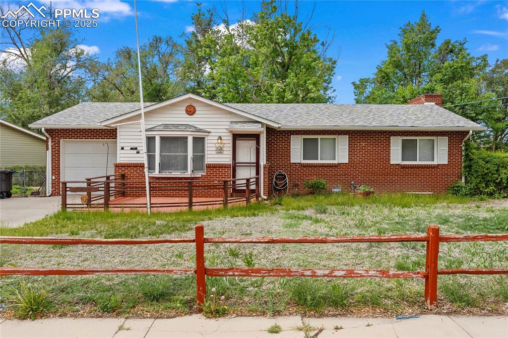 138 hayes drive colorado springs co 80911