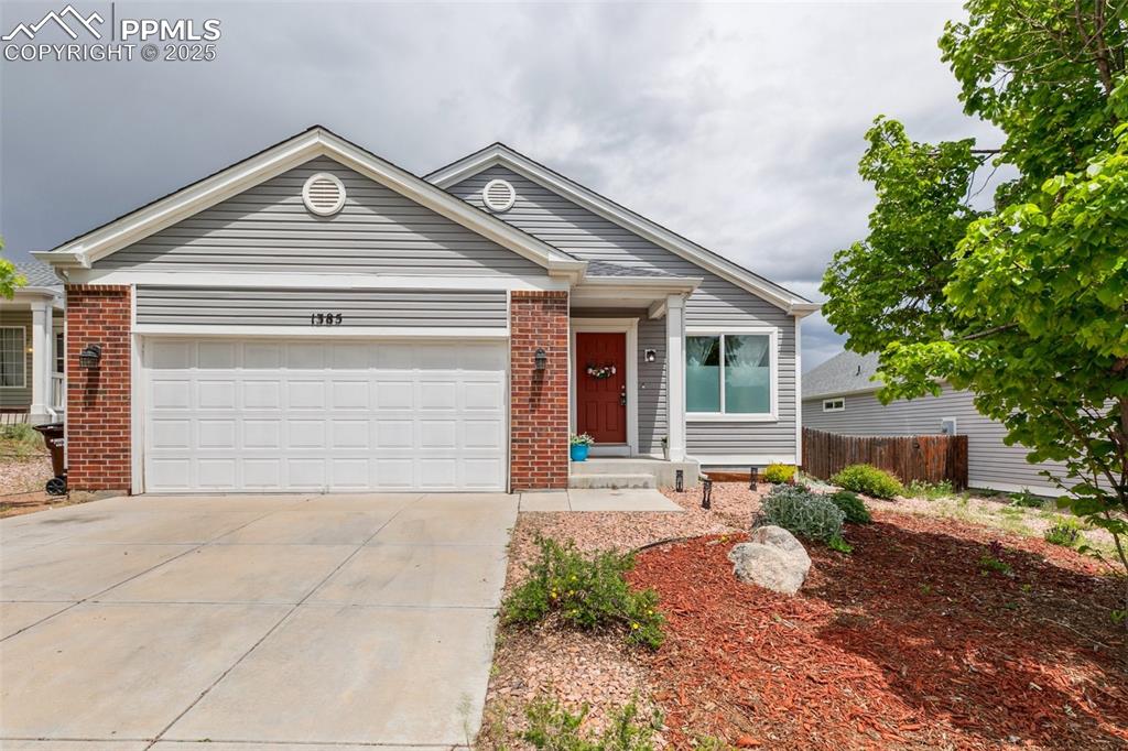 1385 lords hill drive fountain co 80817