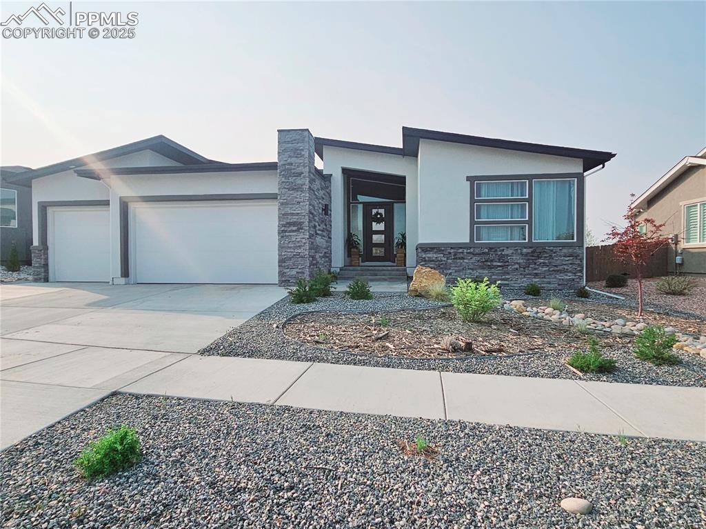 4017 notch trail colorado springs co 80924