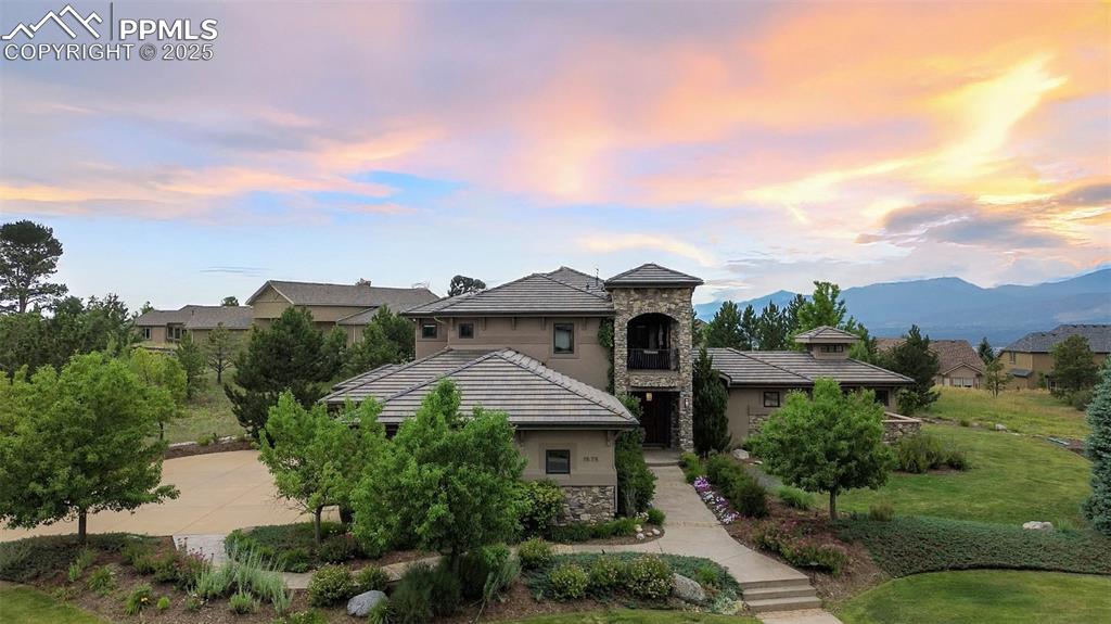 1575 vine cliff heights colorado springs co 80921