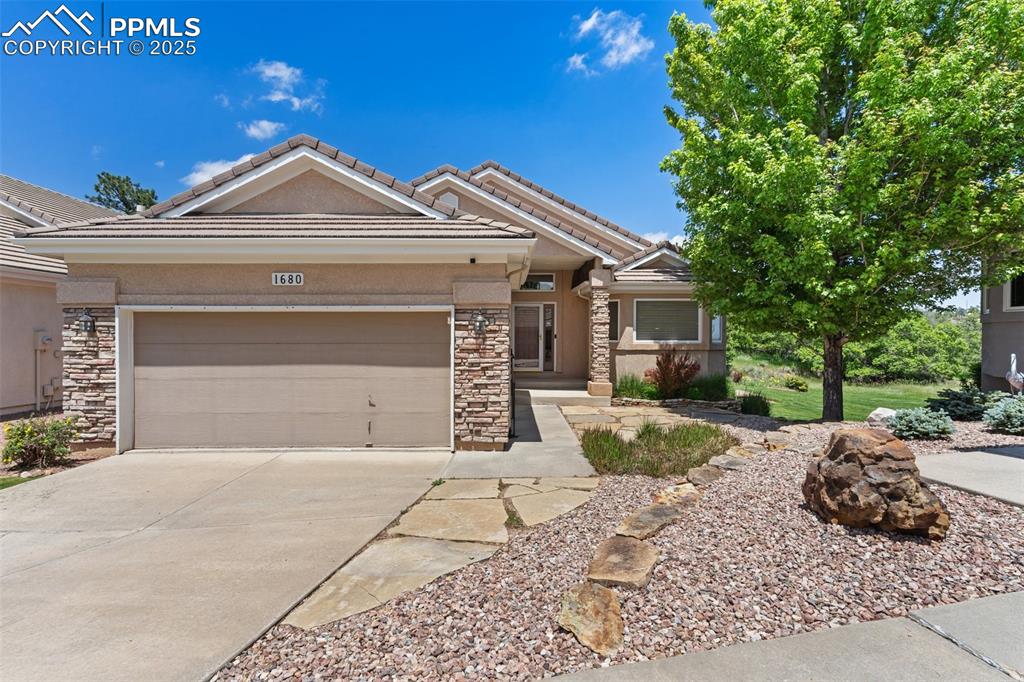 1680 doe run point colorado springs co 80919