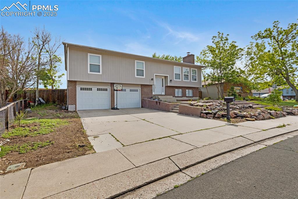 4623 ranch circle colorado springs co 80918