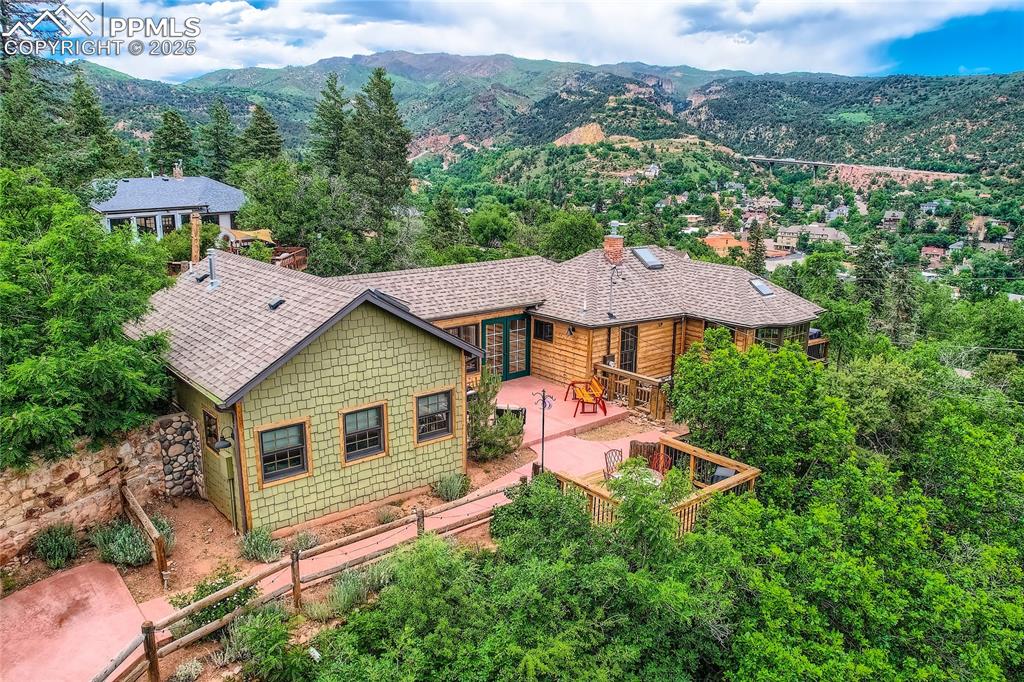 903 high road manitou springs co 80829