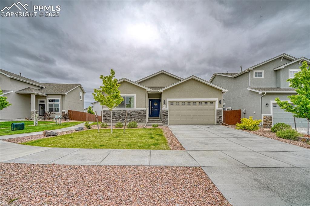 8157 burl wood drive colorado springs co 80908