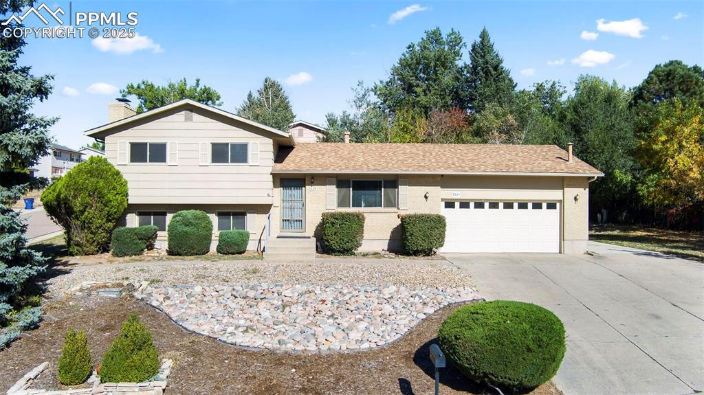 3325 raindrop drive colorado springs co 80917