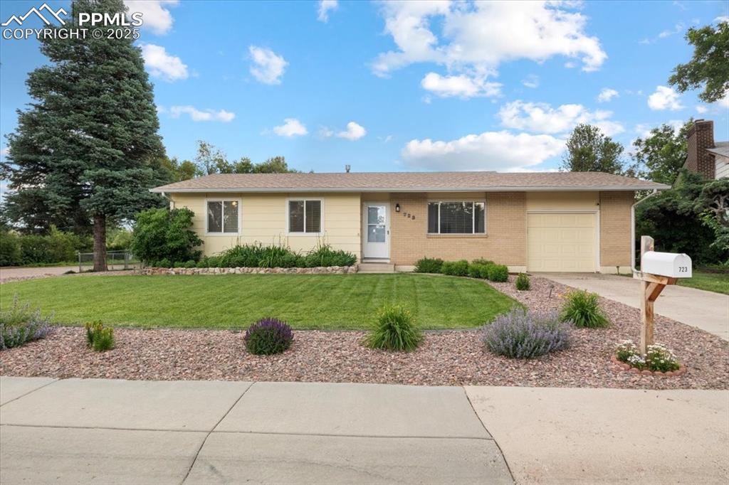 723 harvard street colorado springs co 80911