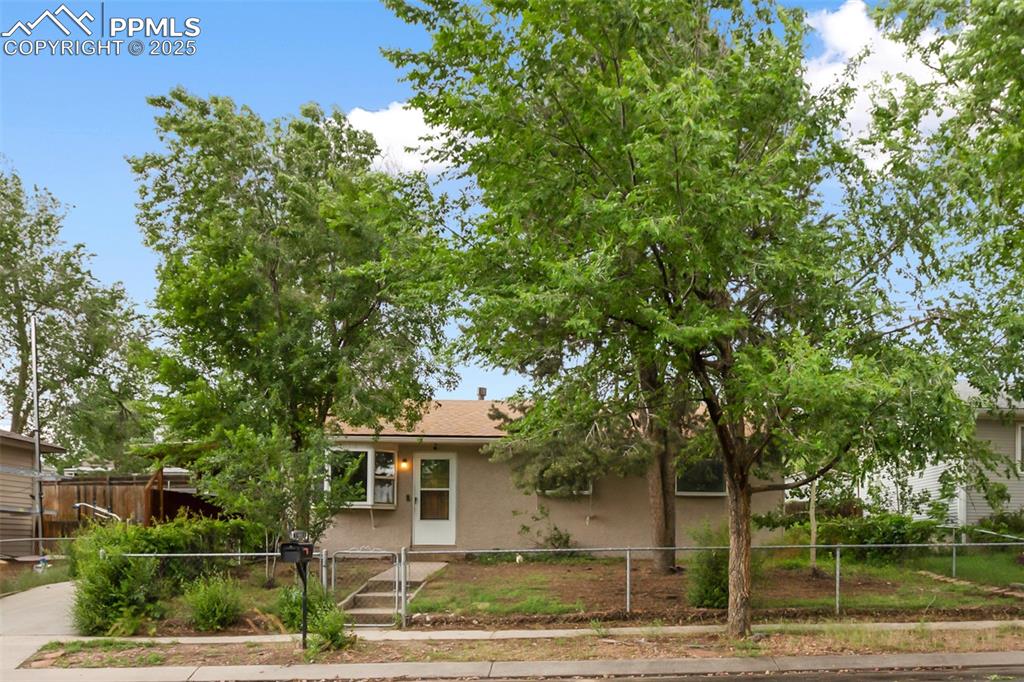 719 winnepeg drive colorado springs co 80910