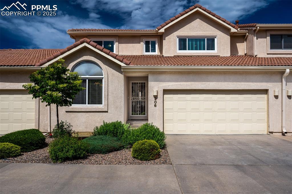 206 luxury lane colorado springs co 80921