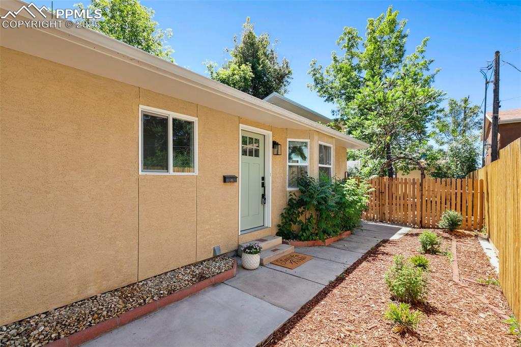 629 e monument street colorado springs co 80903