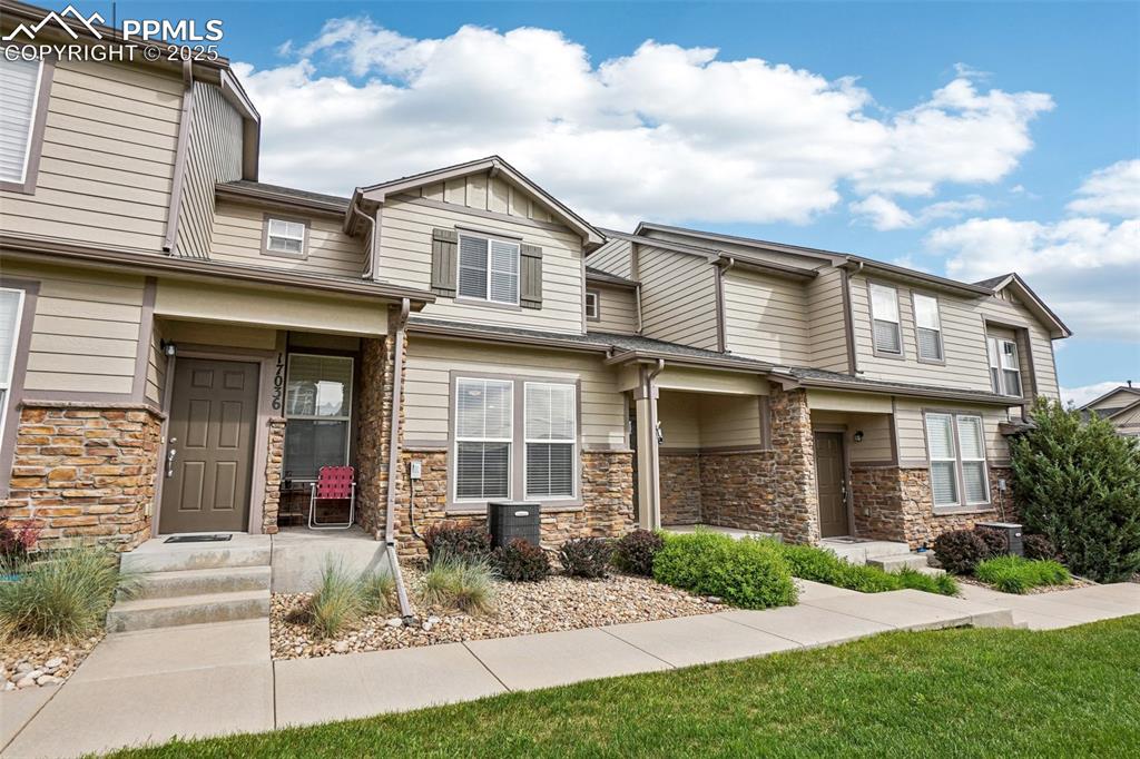 17032 blue mist grove monument co 80132