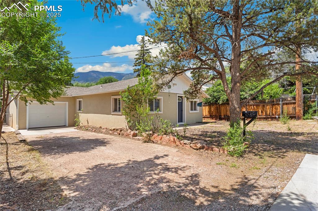 121 via san miguel manitou springs co 80829