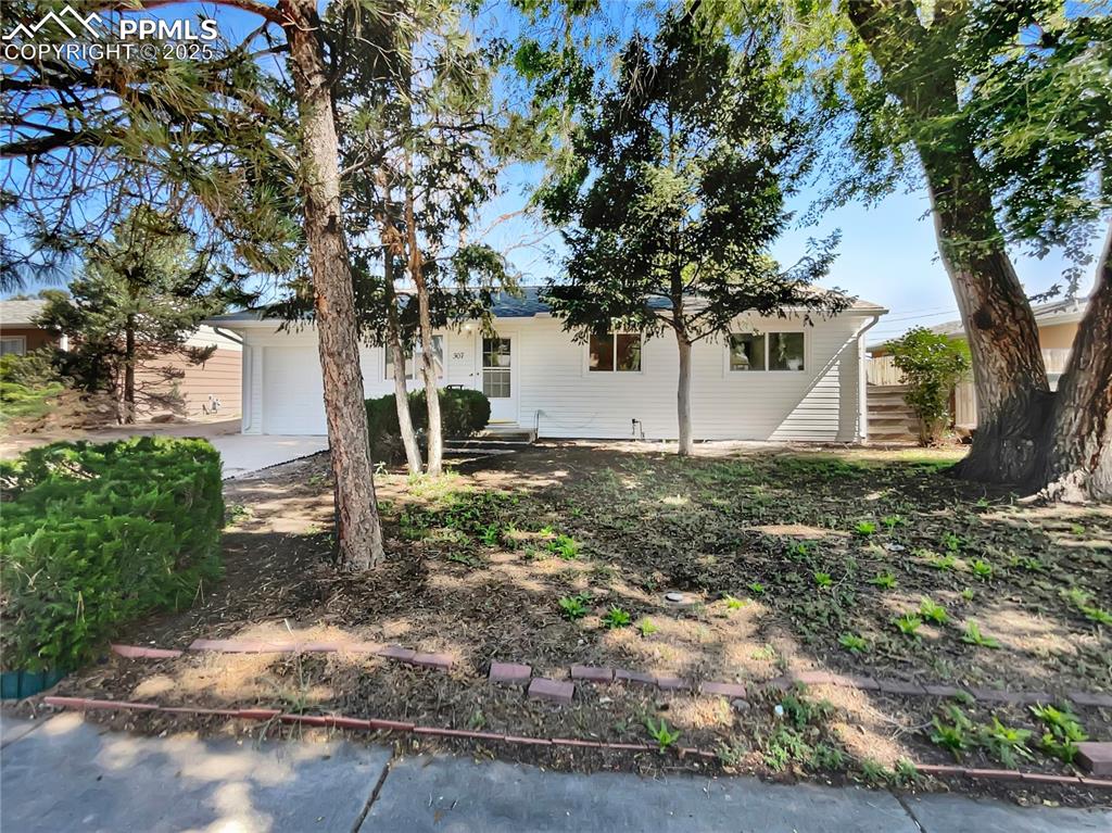307 mount view lane fountain co 80817