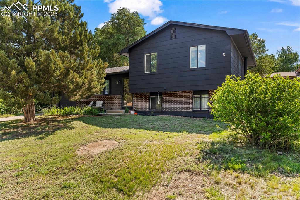 728 squire street colorado springs co 80911