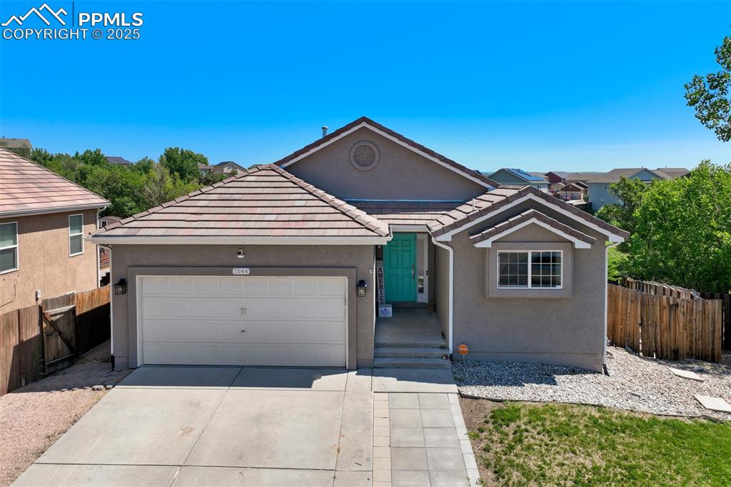 7544 lake avenue fountain co 80817