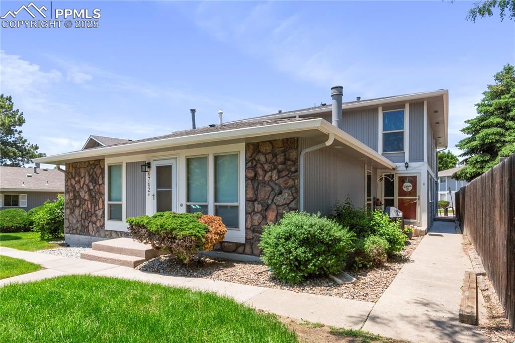 4742 villa circle colorado springs co 80918