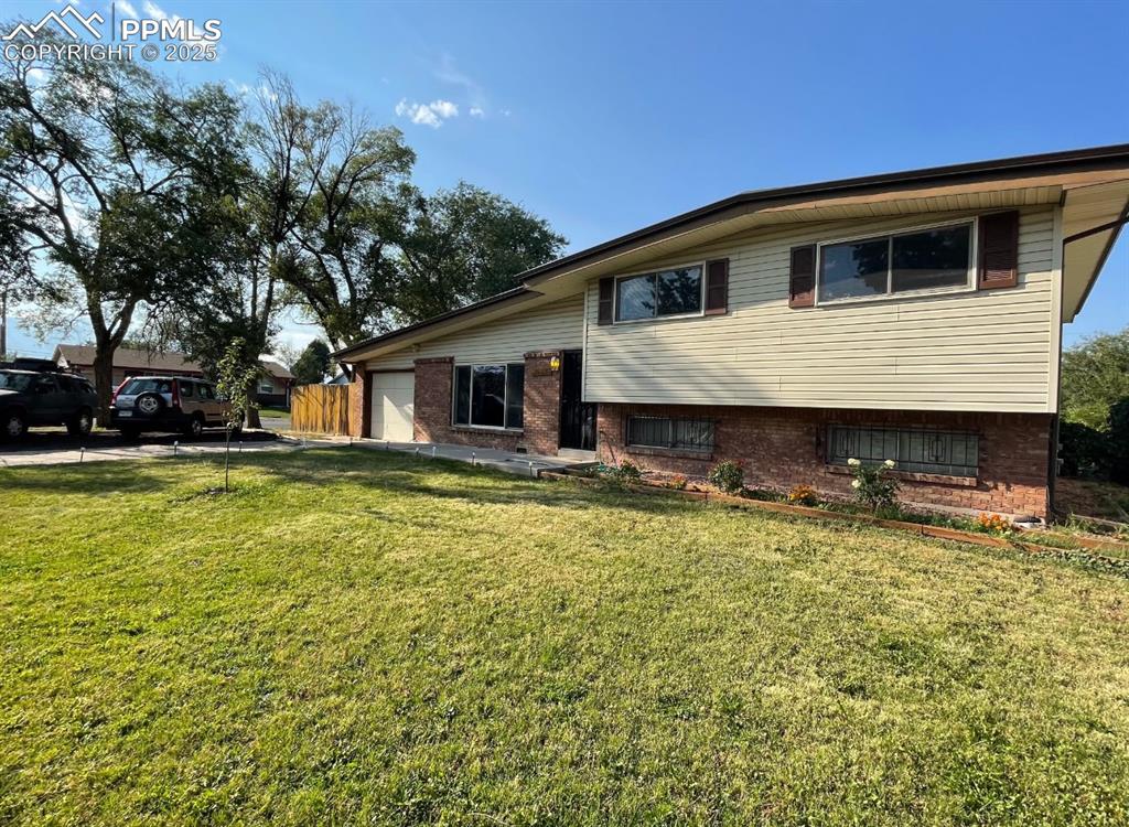 1626 rushmore drive colorado springs co 80910