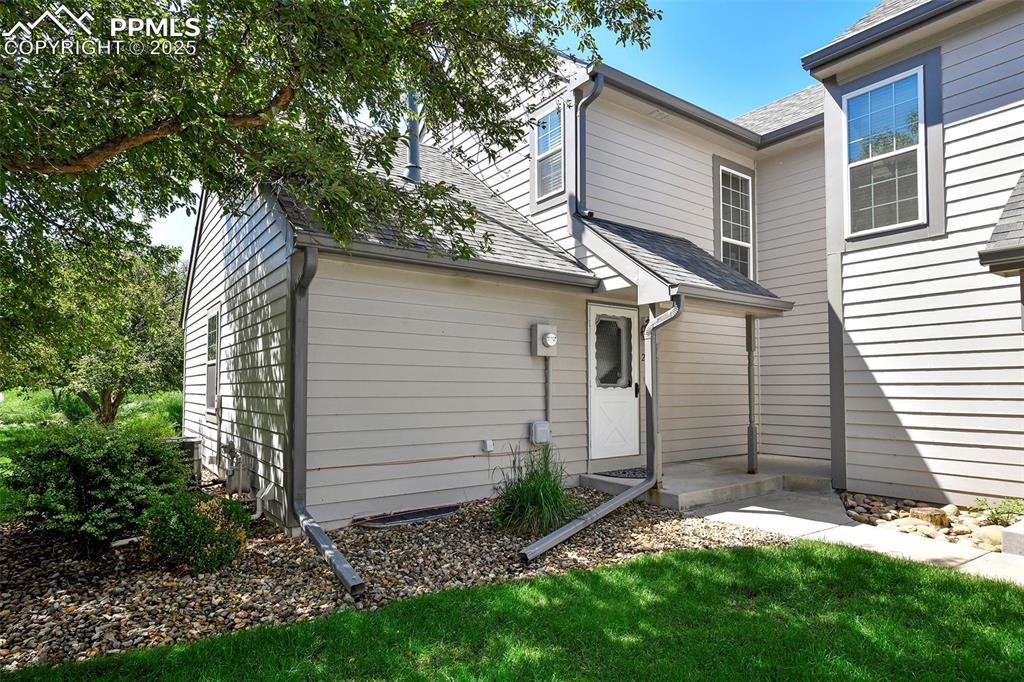 296 cobblestone drive colorado springs co 80906