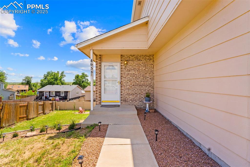 4658 hennings drive colorado springs co 80911