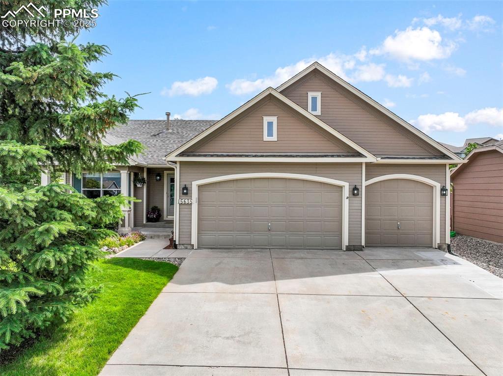 15635 dawson creek drive monument co 80132